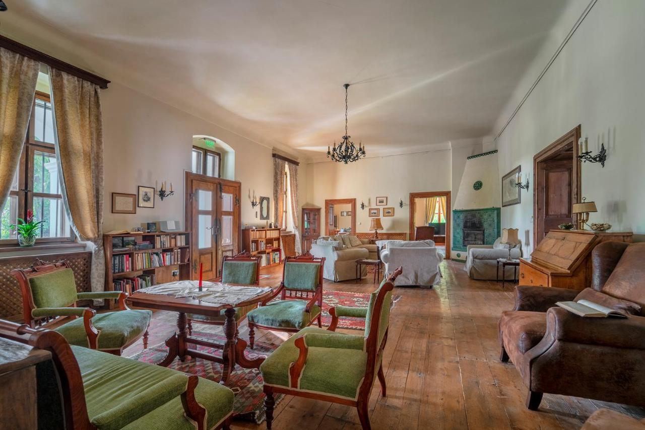 Conacul Gaal Kuria Hotel Dalnic Ngoại thất bức ảnh