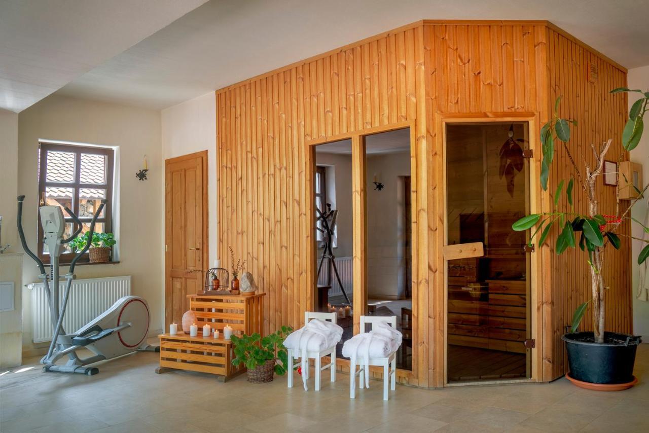 Conacul Gaal Kuria Hotel Dalnic Ngoại thất bức ảnh